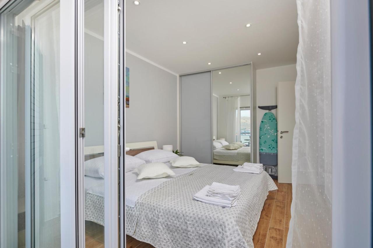 Apartments Marija Τρογκίρ Εξωτερικό φωτογραφία