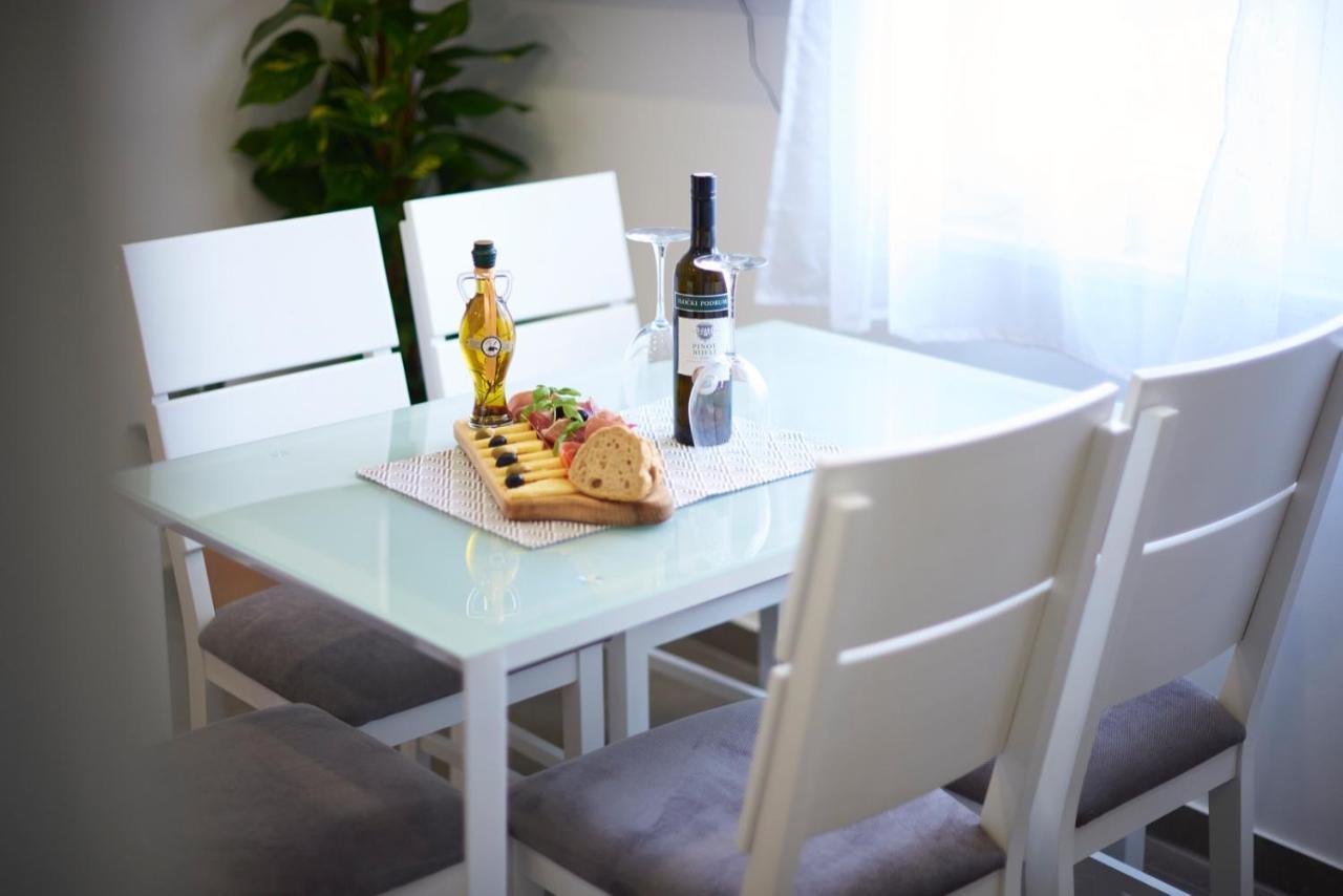 Apartments Marija Τρογκίρ Εξωτερικό φωτογραφία