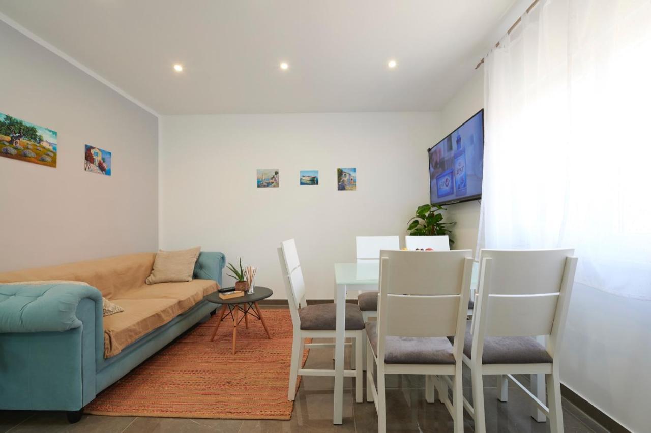 Apartments Marija Τρογκίρ Εξωτερικό φωτογραφία